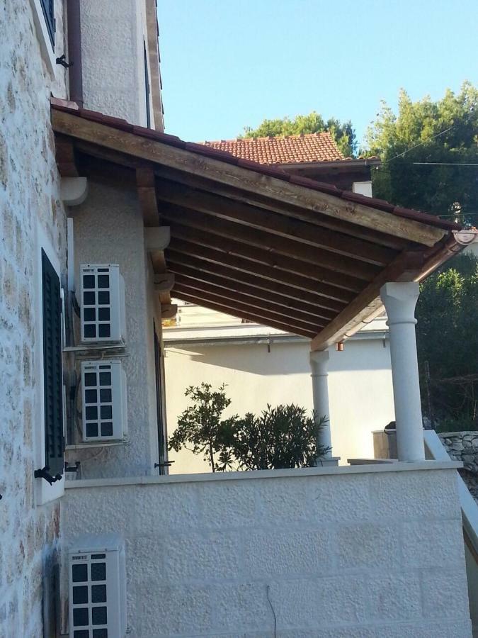 Villa Anna Milna  Exteriér fotografie