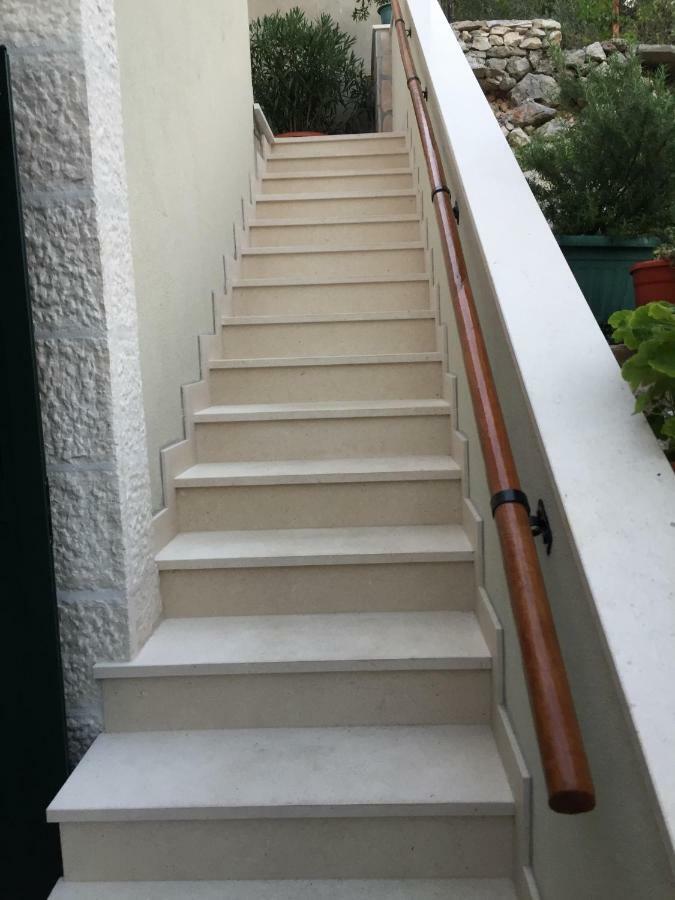 Villa Anna Milna  Exteriér fotografie