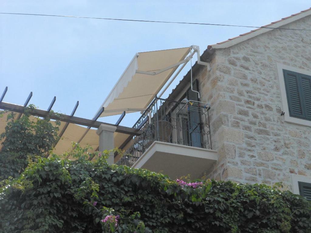 Villa Anna Milna  Exteriér fotografie